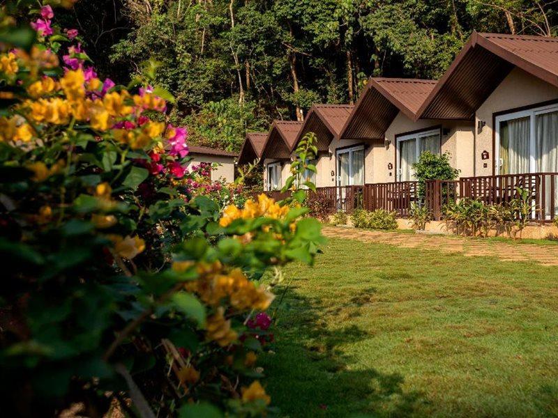 Stone Wood Premier Gokarna Hotel Gokarna  Ngoại thất bức ảnh