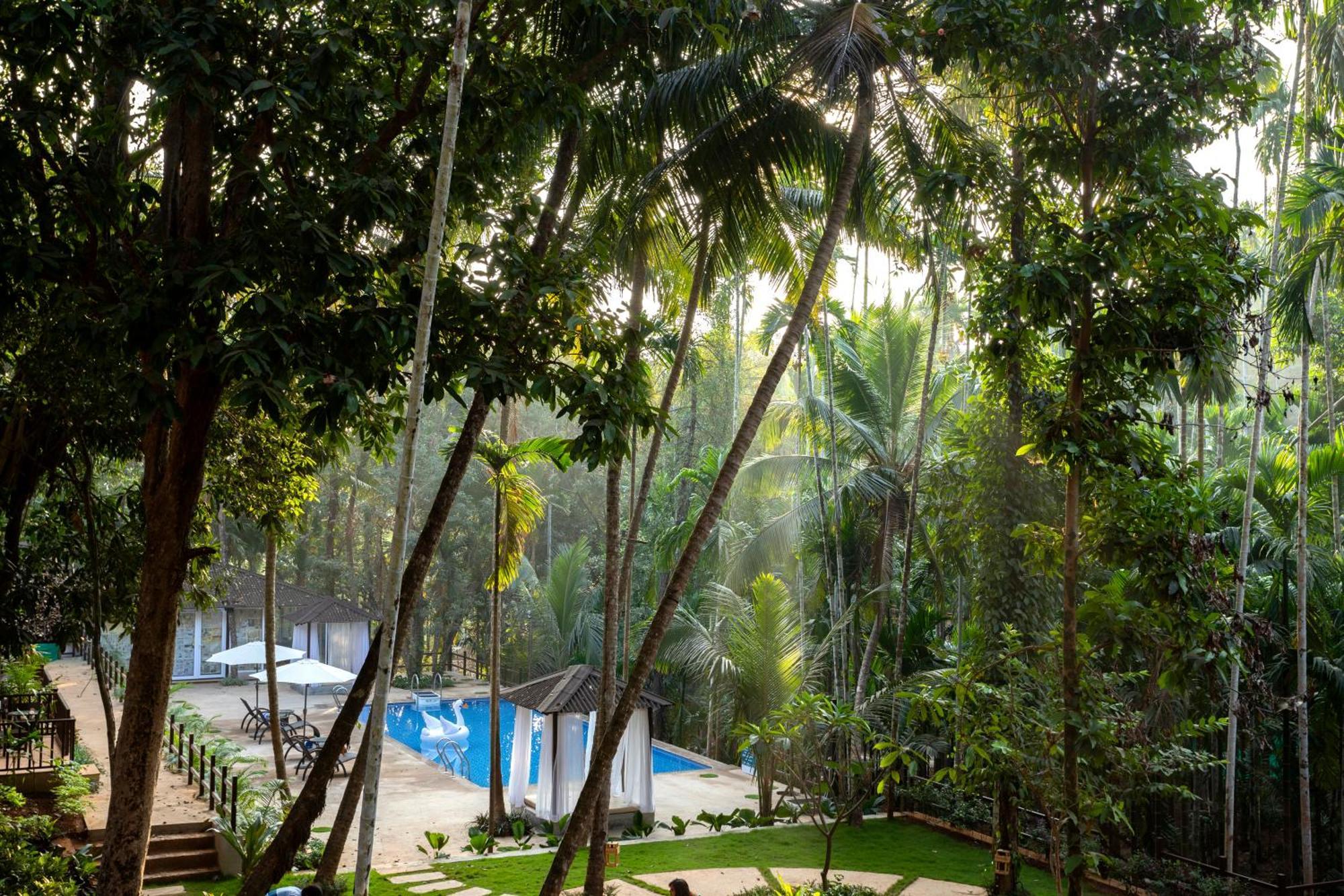 Stone Wood Premier Gokarna Hotel Gokarna  Ngoại thất bức ảnh