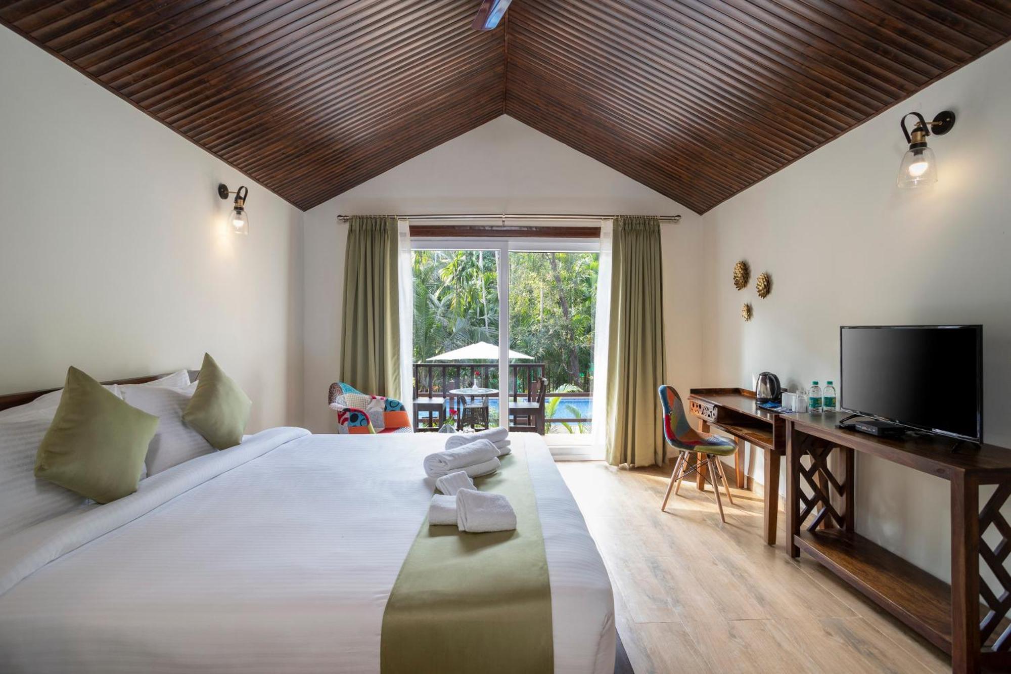 Stone Wood Premier Gokarna Hotel Gokarna  Ngoại thất bức ảnh