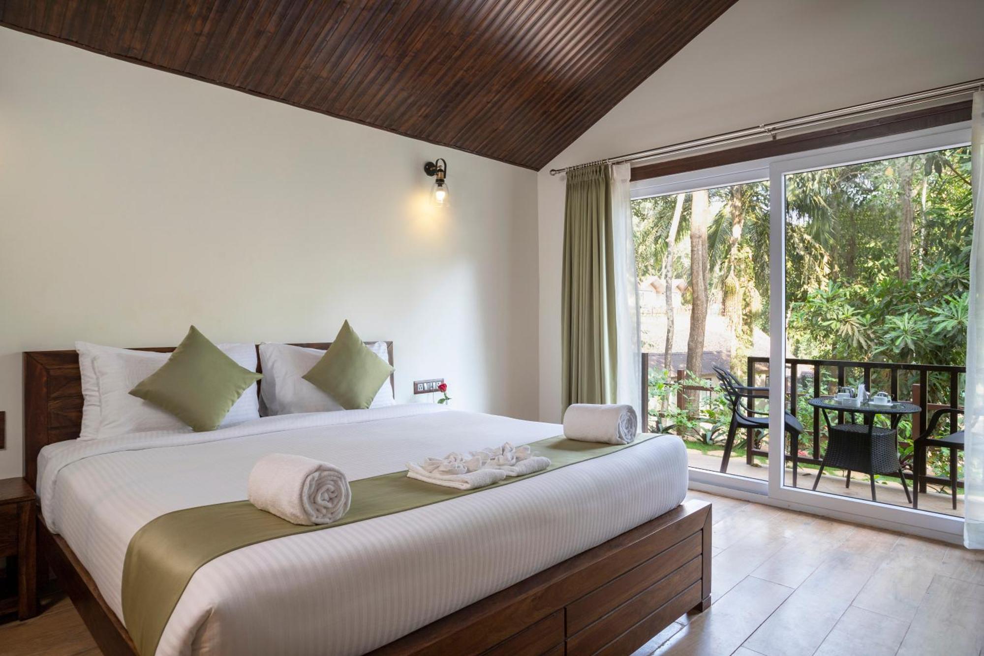 Stone Wood Premier Gokarna Hotel Gokarna  Ngoại thất bức ảnh