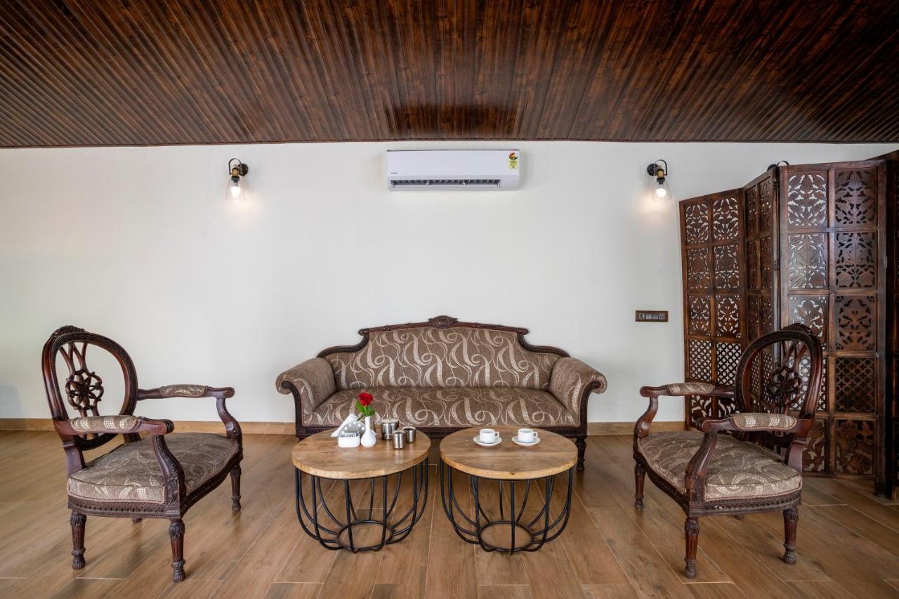 Stone Wood Premier Gokarna Hotel Gokarna  Ngoại thất bức ảnh