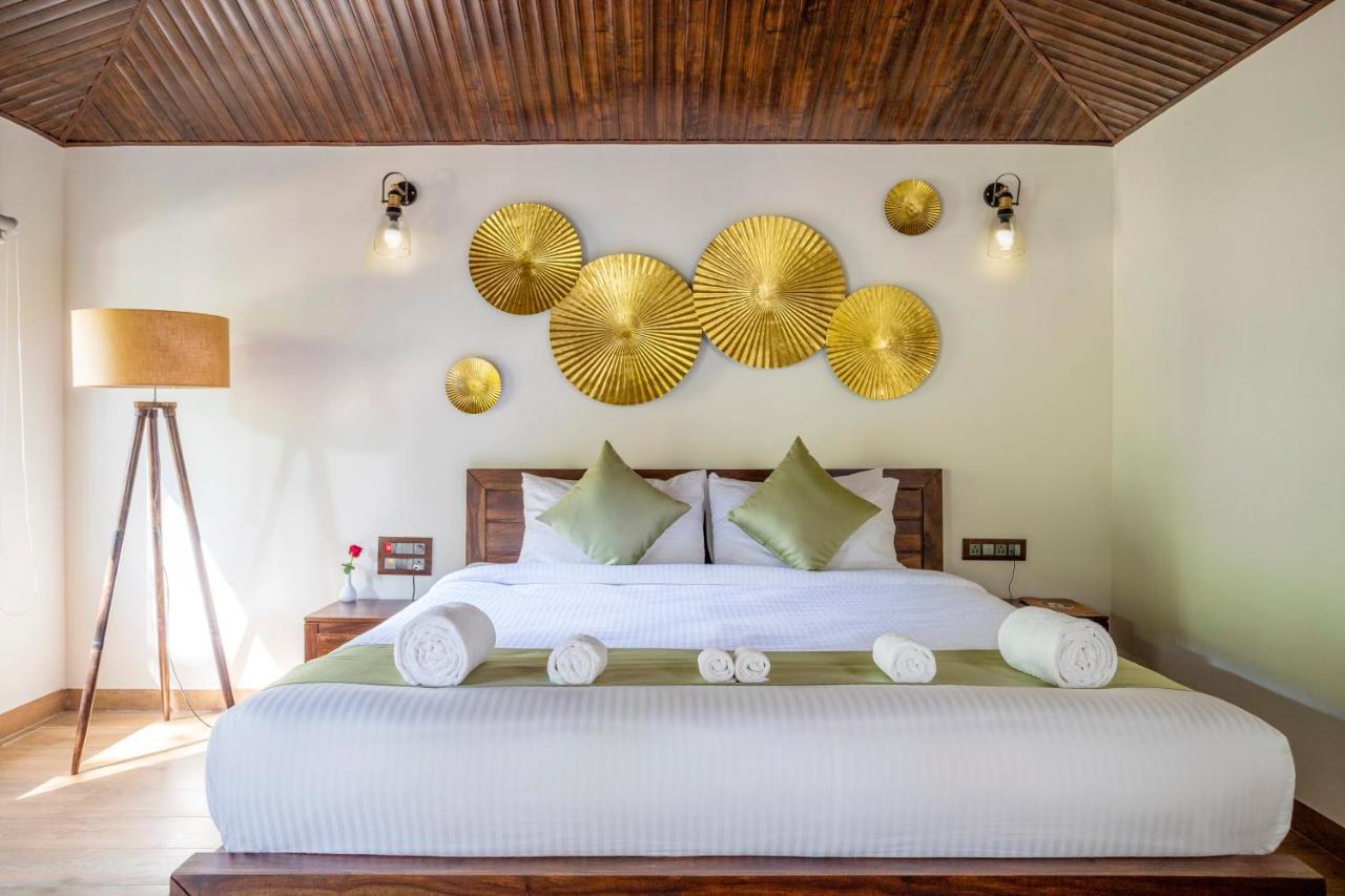 Stone Wood Premier Gokarna Hotel Gokarna  Ngoại thất bức ảnh